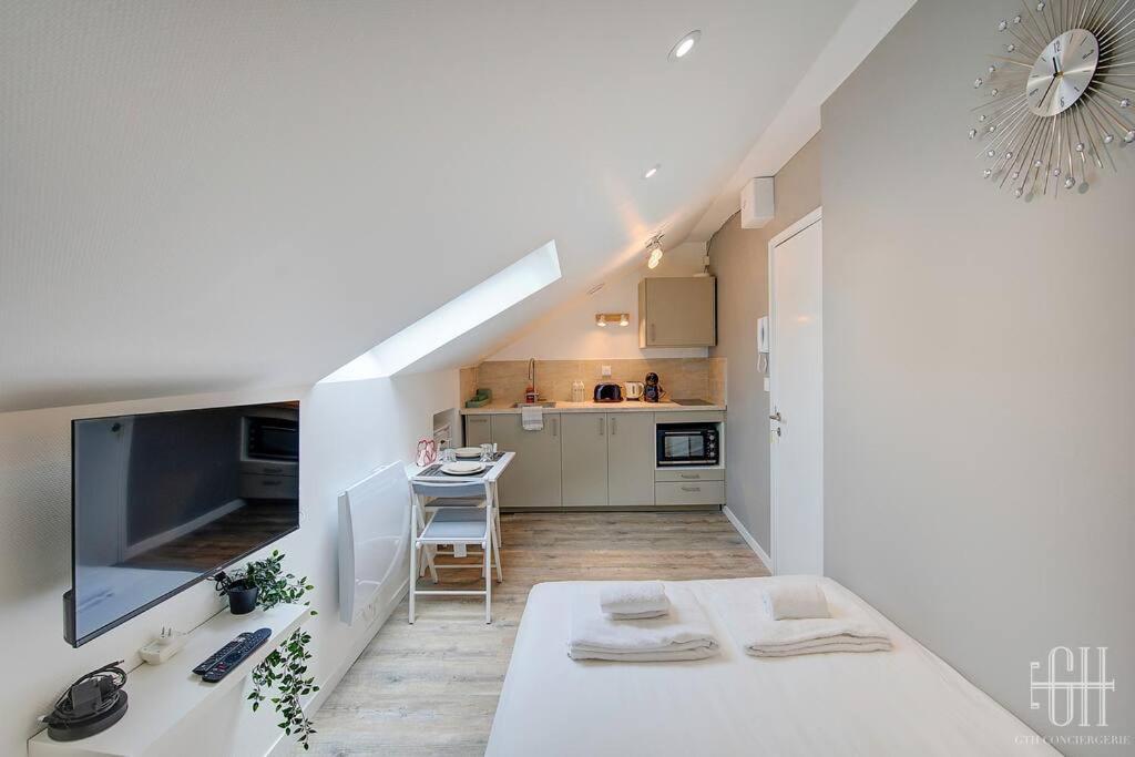 Apartament Sakura - Face Gare Tours Zewnętrze zdjęcie